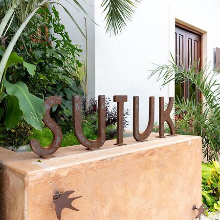 Hotel Sutuk 巴利亚多利德 外观 照片